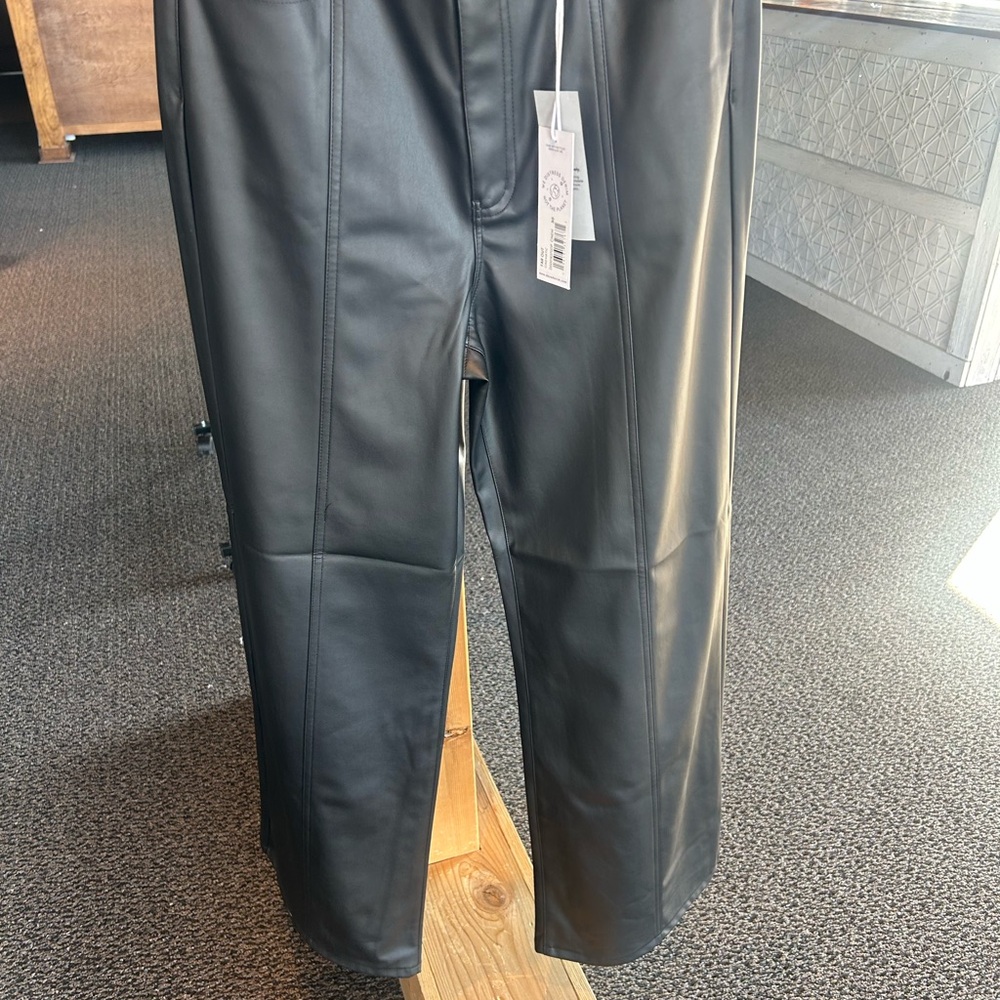 Daze faux leather pant new with tags
